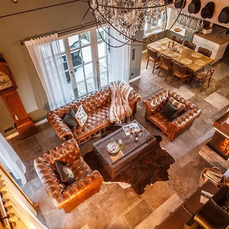 Landhaus-gutshaus Hébergement de vacances *